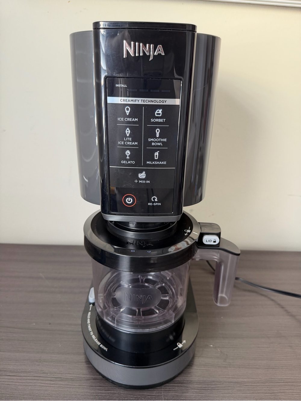 Ninja CREAMi Ice Cream Maker NC299AMZ Base + Outer Bowl NO PINTS / CONTAINERS